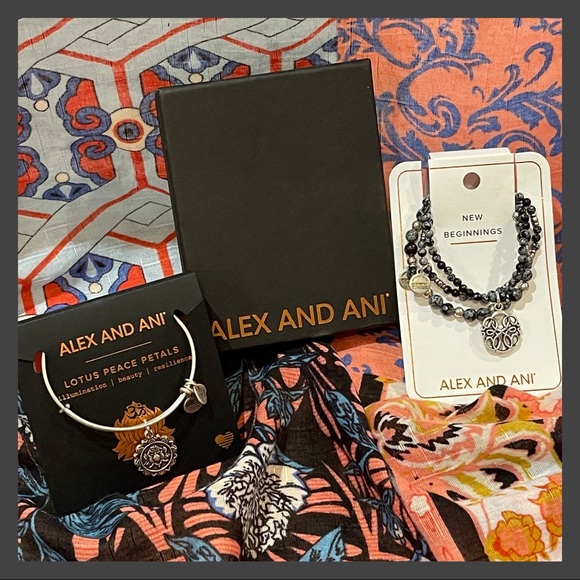 SOLD! x2- Lotus Peace & New Beginnings Bracelets NWT - Picture 15 of 16